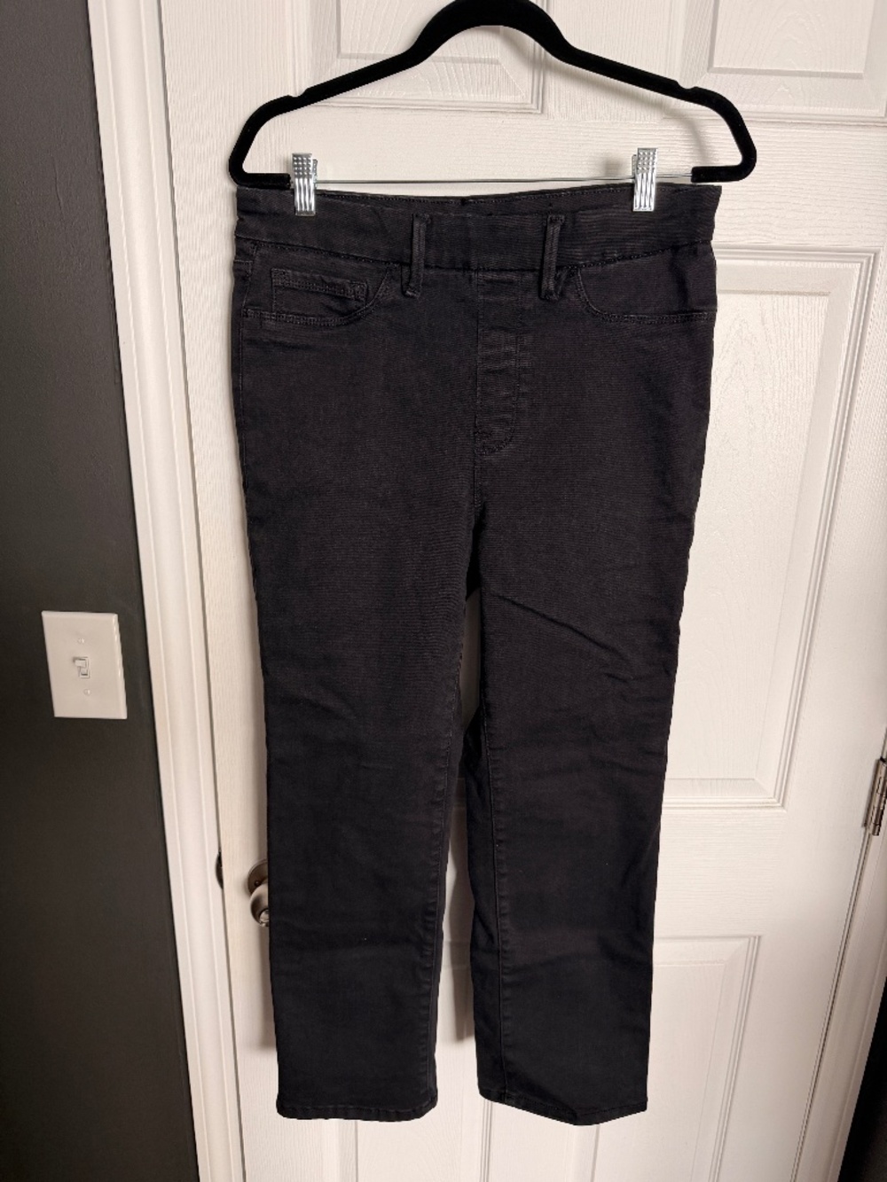 Good American Pull On Straight Jeans Black Size Large